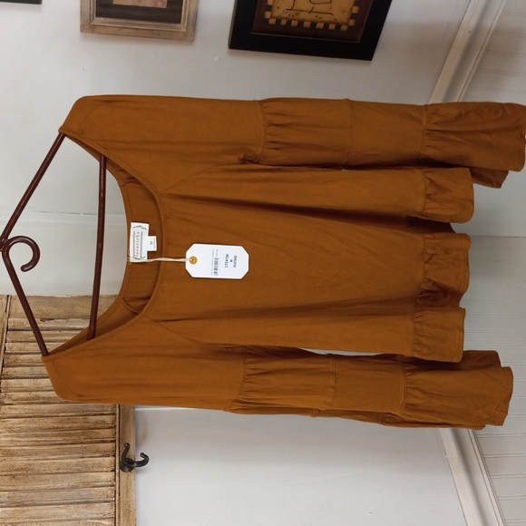 Love Riche Tops - 🟢 10oz (195) Love riche  Mustard brown bell  long sleeve boho top